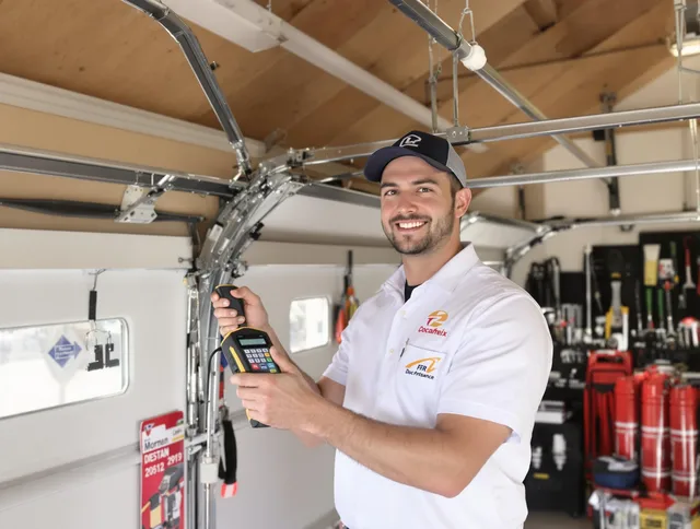 Town 'n' Country Garage Door Repair local technician providing expert garage door repair in Town 'n' Country neighborhood